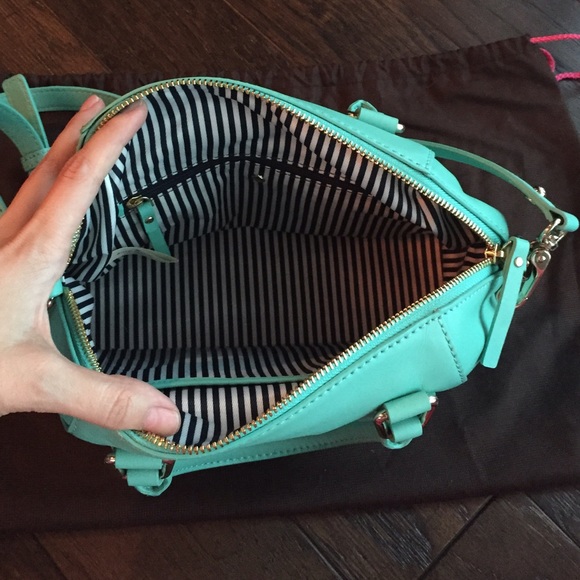 Kate Spade NWT "Mini Pippa" Mint Colored Bag - Picture 3 of 4